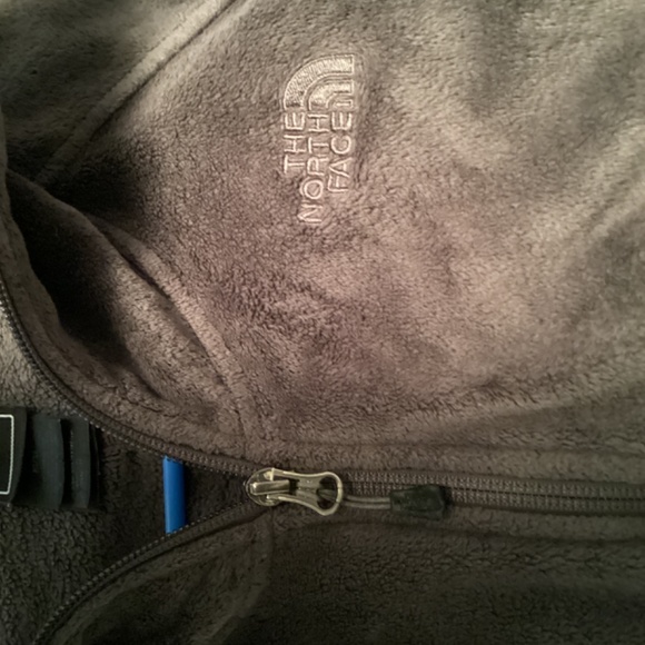 women’s The North Face Full Zip jacket - Picture 4 of 5